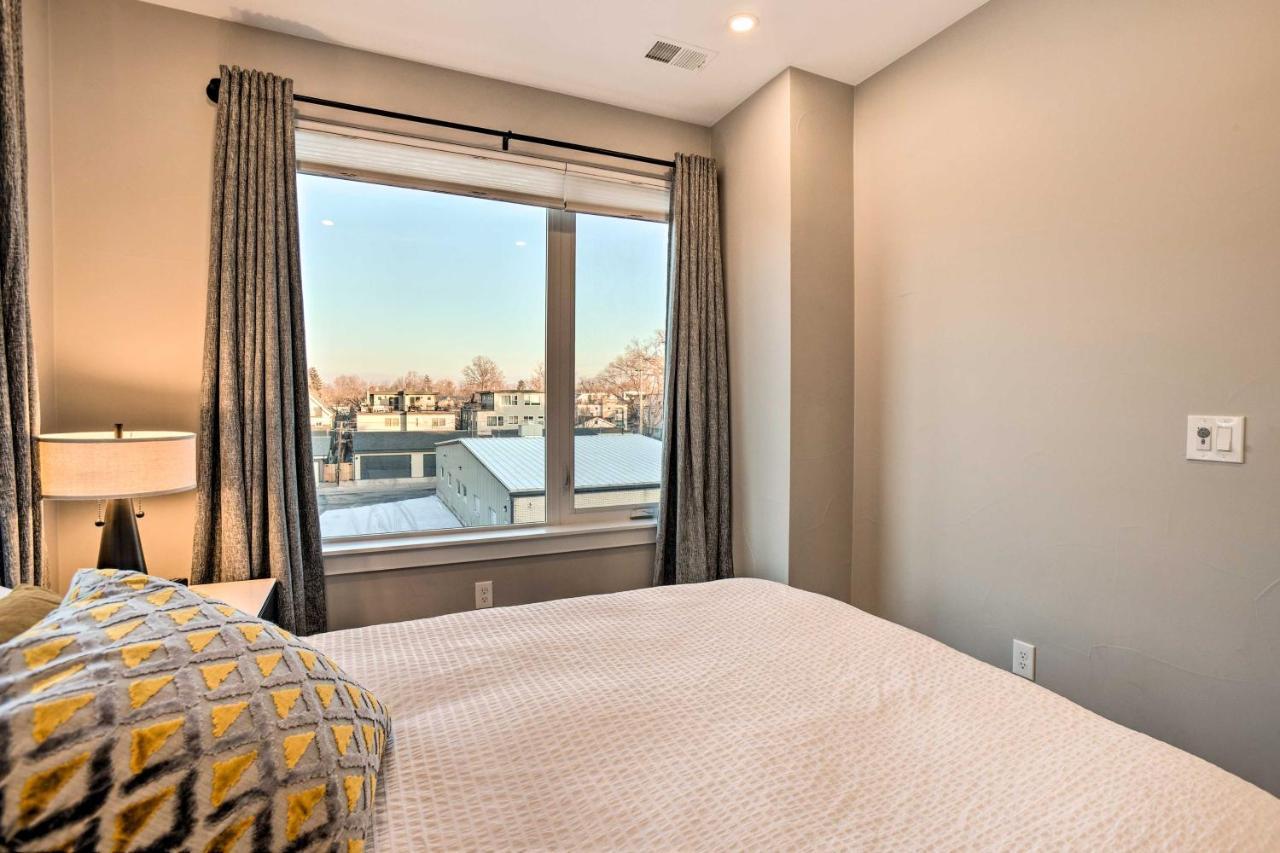 Сasa de vacaciones Trendy Townhouse About 3 Miles To Downtown!